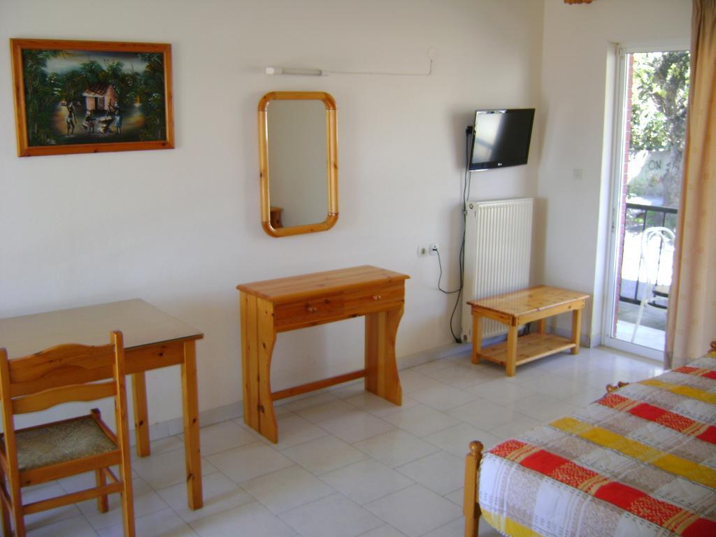 لوترا إديبسو Hotel Kallithea المظهر الخارجي الصورة