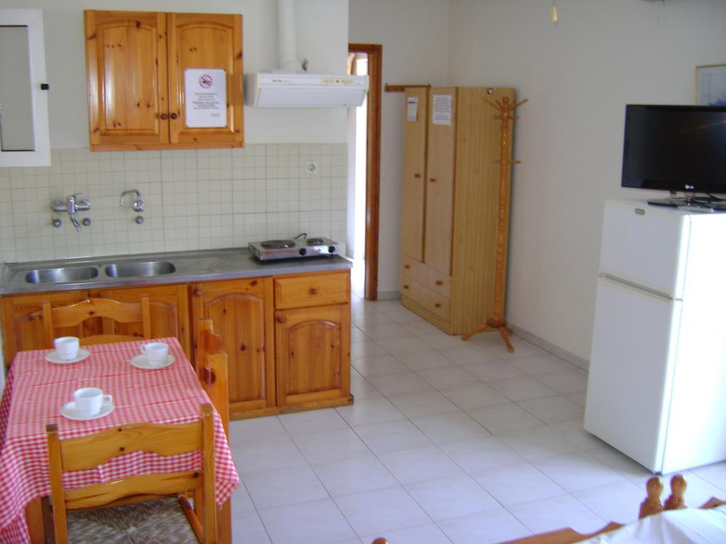 لوترا إديبسو Hotel Kallithea المظهر الخارجي الصورة