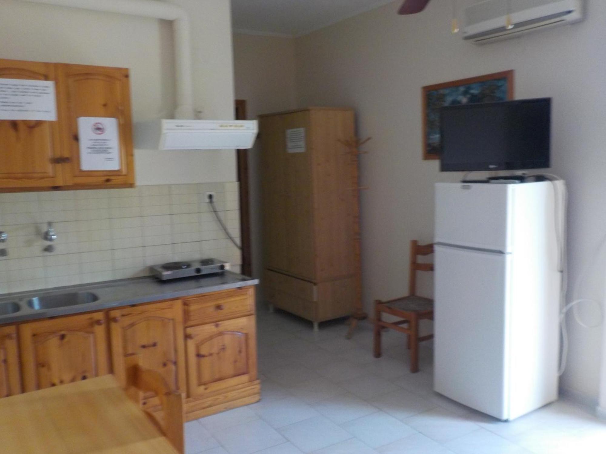 لوترا إديبسو Hotel Kallithea المظهر الخارجي الصورة