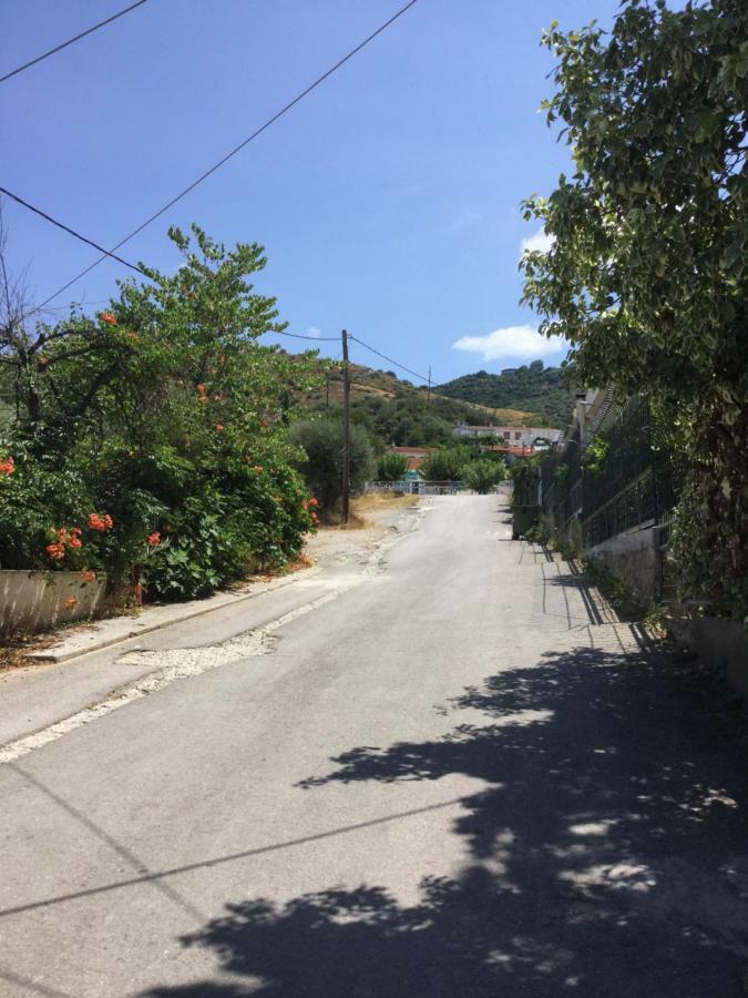 لوترا إديبسو Hotel Kallithea المظهر الخارجي الصورة